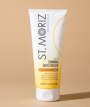 Лосьйон зволожуючий для поступової засмаги St Moriz Professional Tanning Moisturiser 6974986794 фото
